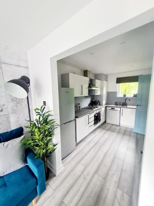 Spacious 5Bed House, Free Parking, No Party ! Glasgow Exterior photo